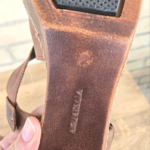 Aquatalia Leather Sandals - Picture 7 of 9